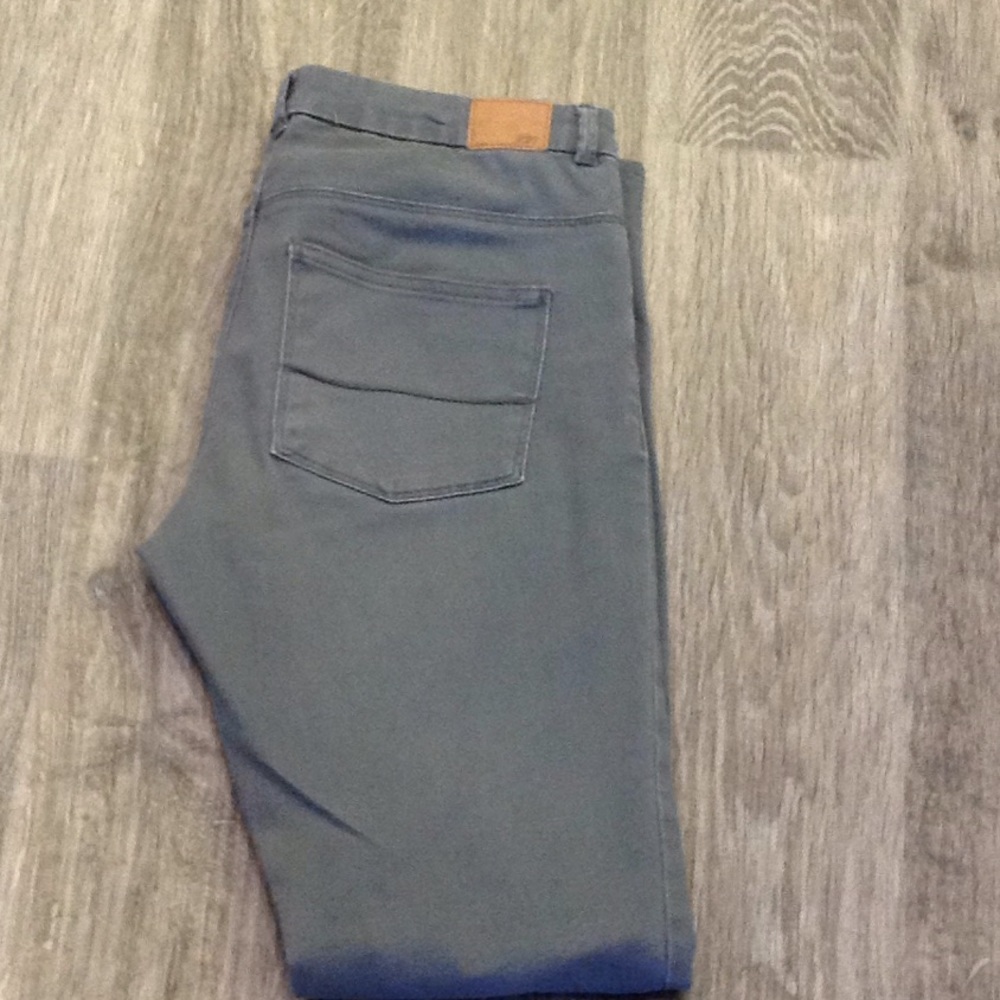 Skinny jeans